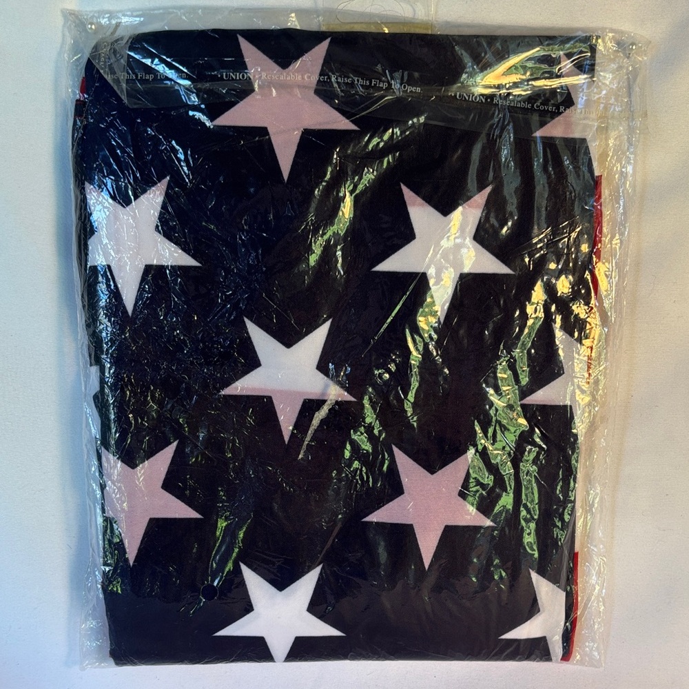 NWT AMERICAN FLAG 3’X 5’ RED, WHITE & BLUE STRIPED FLAG - Picture 3 of 6